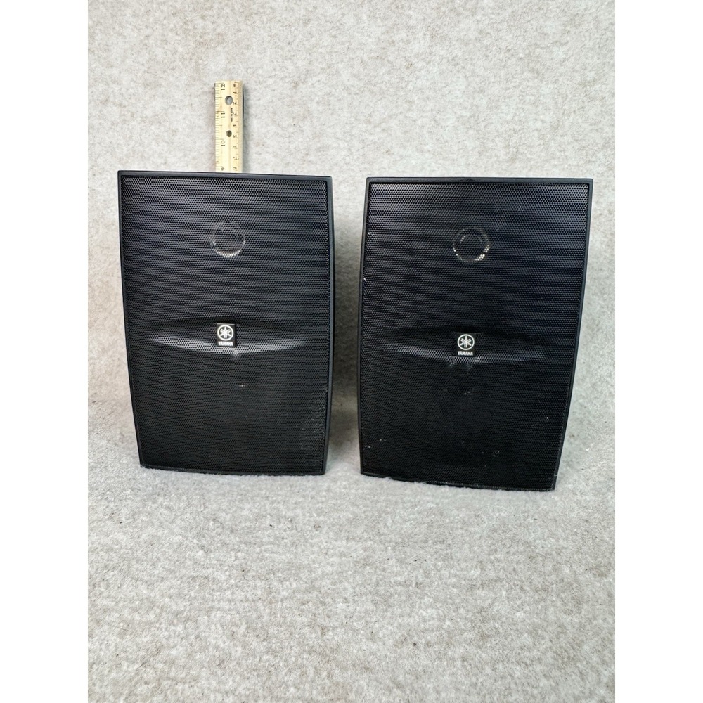 Pair Yamaha NS-AW1 Two-Way Indoor/Outdoor Black Speakers - Not Tested